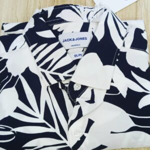 BRAND LOGO SURPLUS STORE (13)